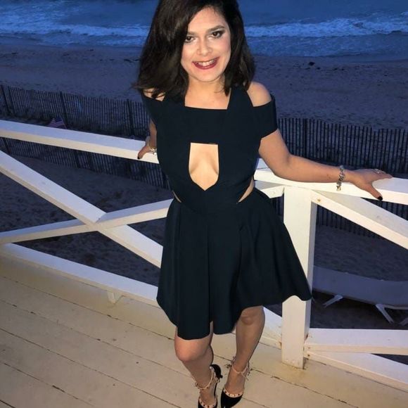 Meet your Posher, Monicà - Picture 1 of 1